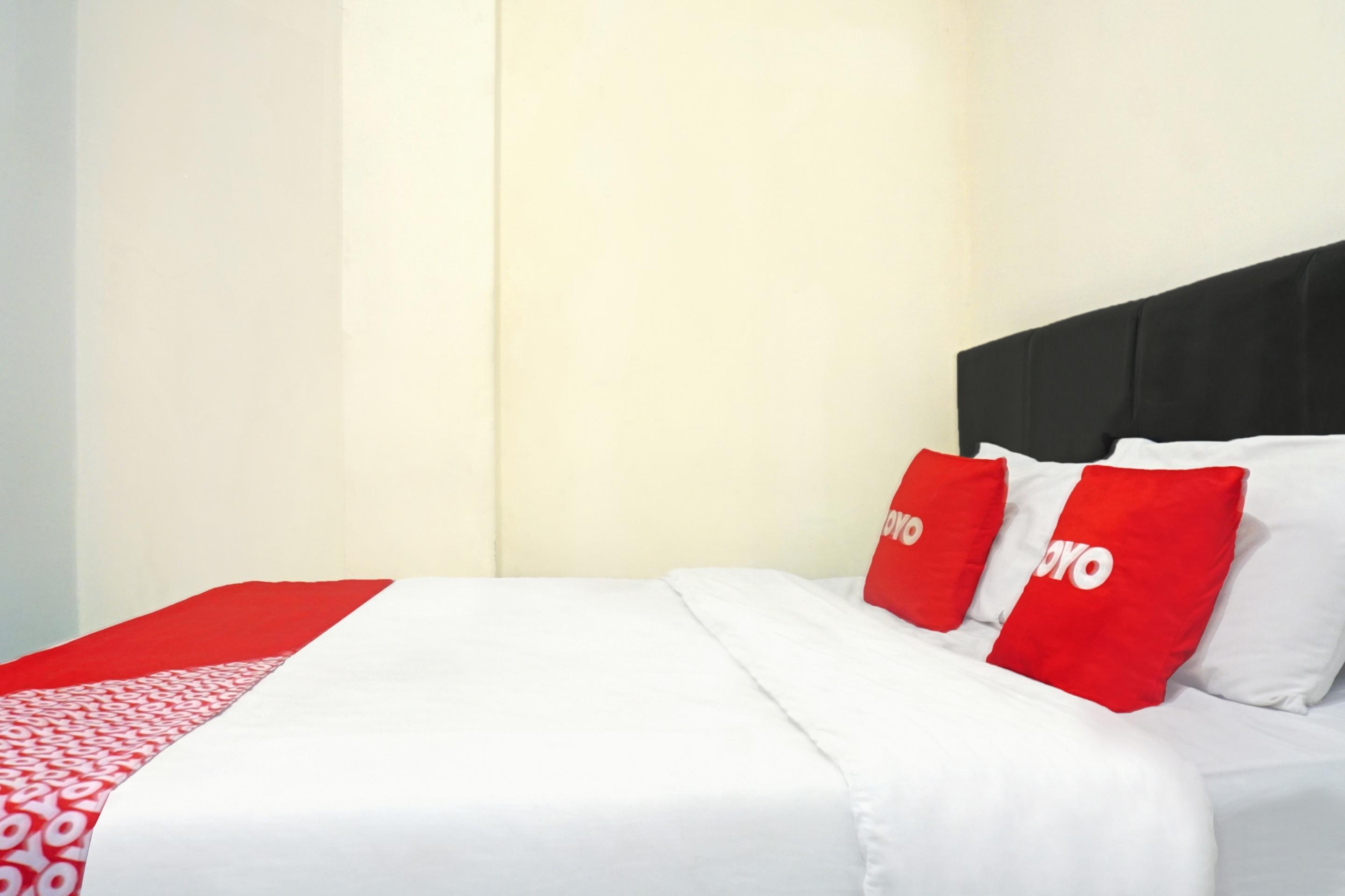 J&B Rooms Pramuka Jakarta Mitra Reddoorz Zewnętrze zdjęcie