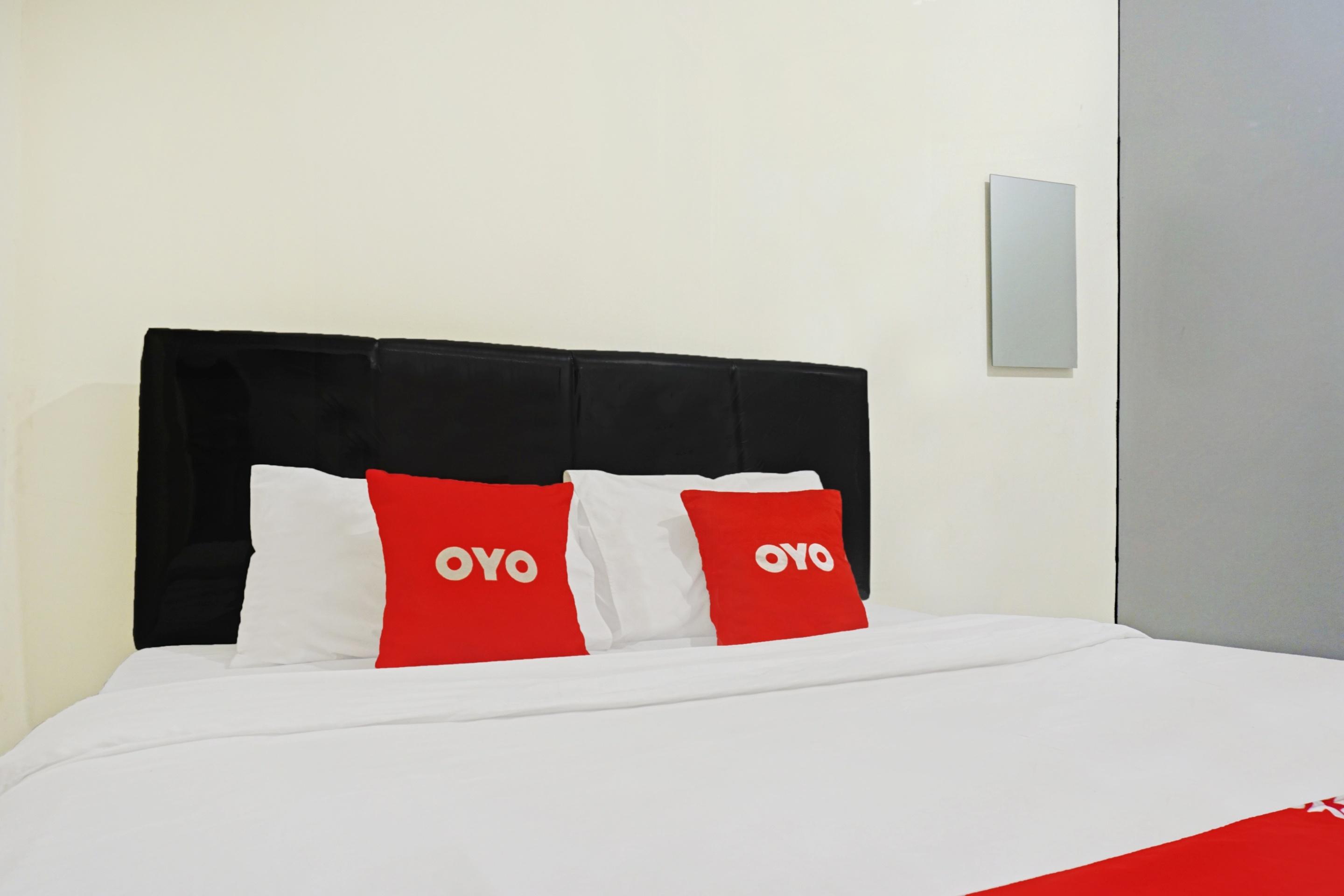 J&B Rooms Pramuka Jakarta Mitra Reddoorz Zewnętrze zdjęcie