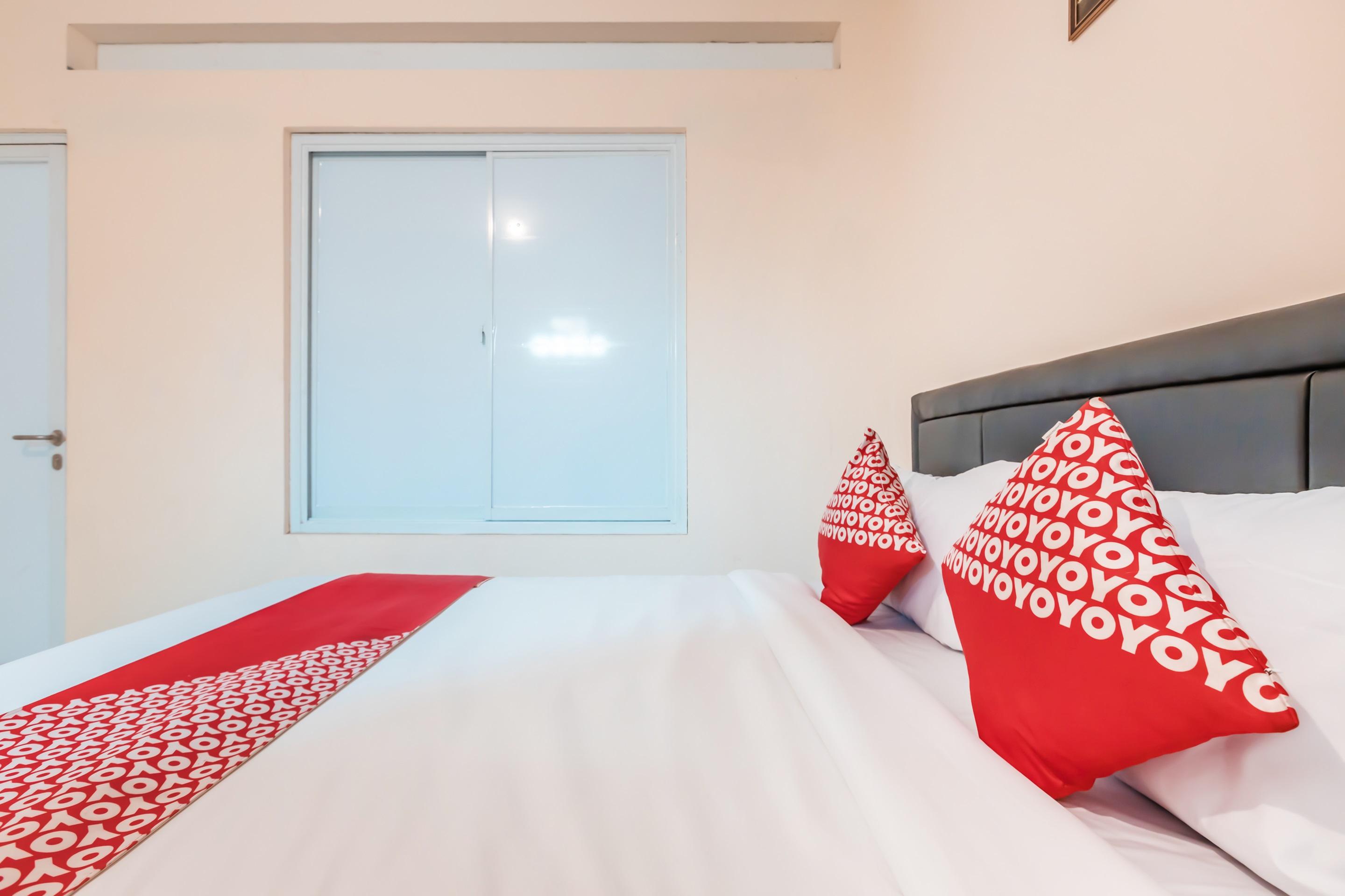 J&B Rooms Pramuka Jakarta Mitra Reddoorz Zewnętrze zdjęcie
