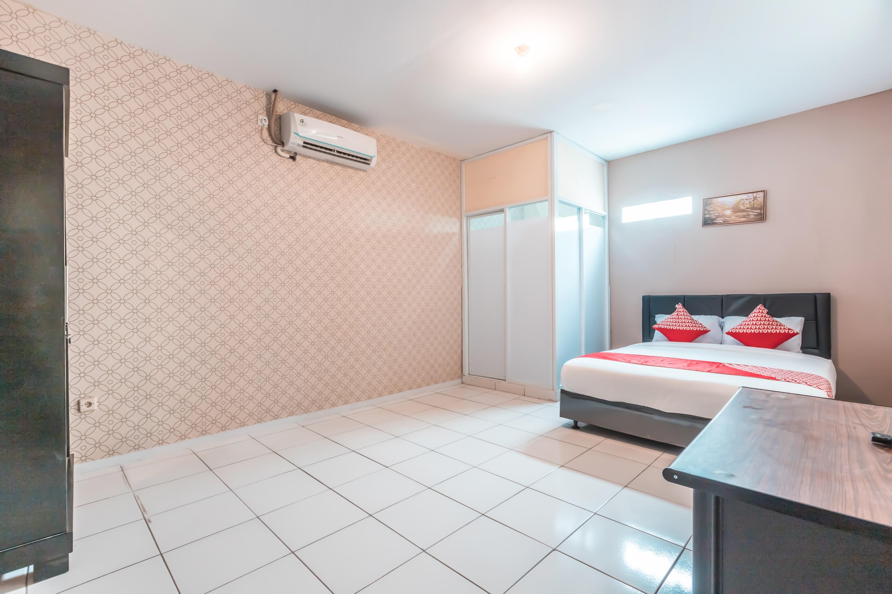 J&B Rooms Pramuka Jakarta Mitra Reddoorz Zewnętrze zdjęcie