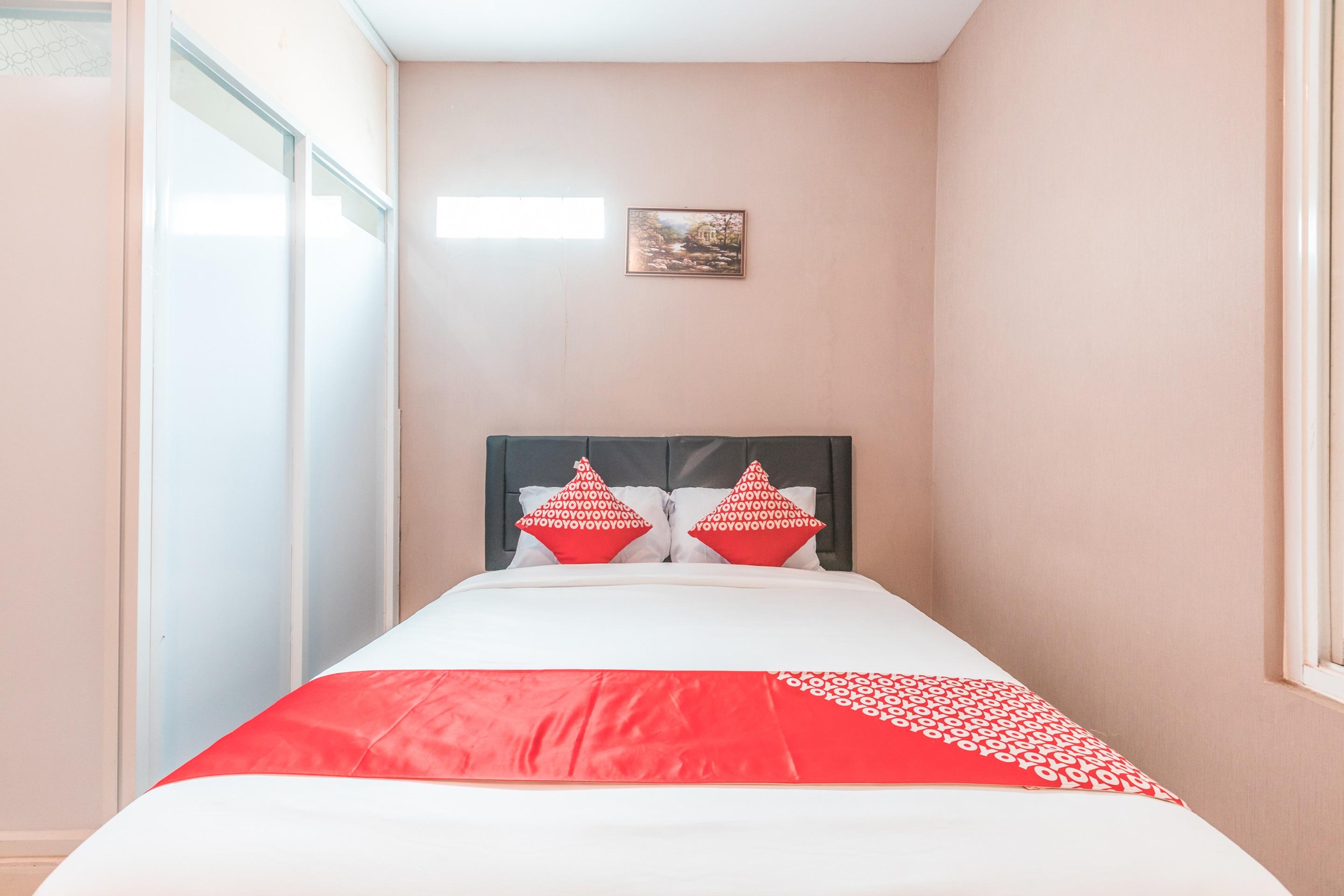 J&B Rooms Pramuka Jakarta Mitra Reddoorz Zewnętrze zdjęcie