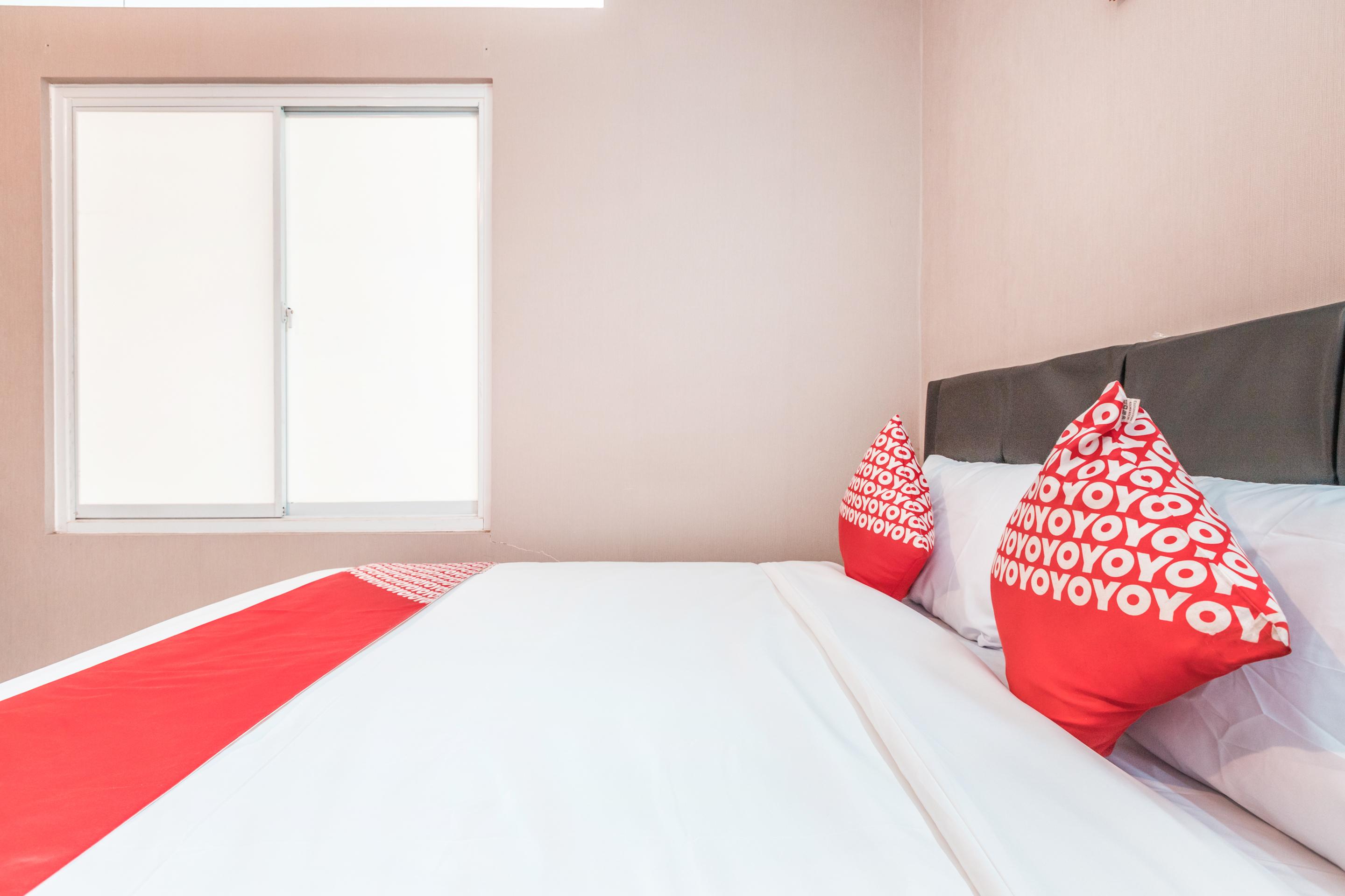 J&B Rooms Pramuka Jakarta Mitra Reddoorz Zewnętrze zdjęcie