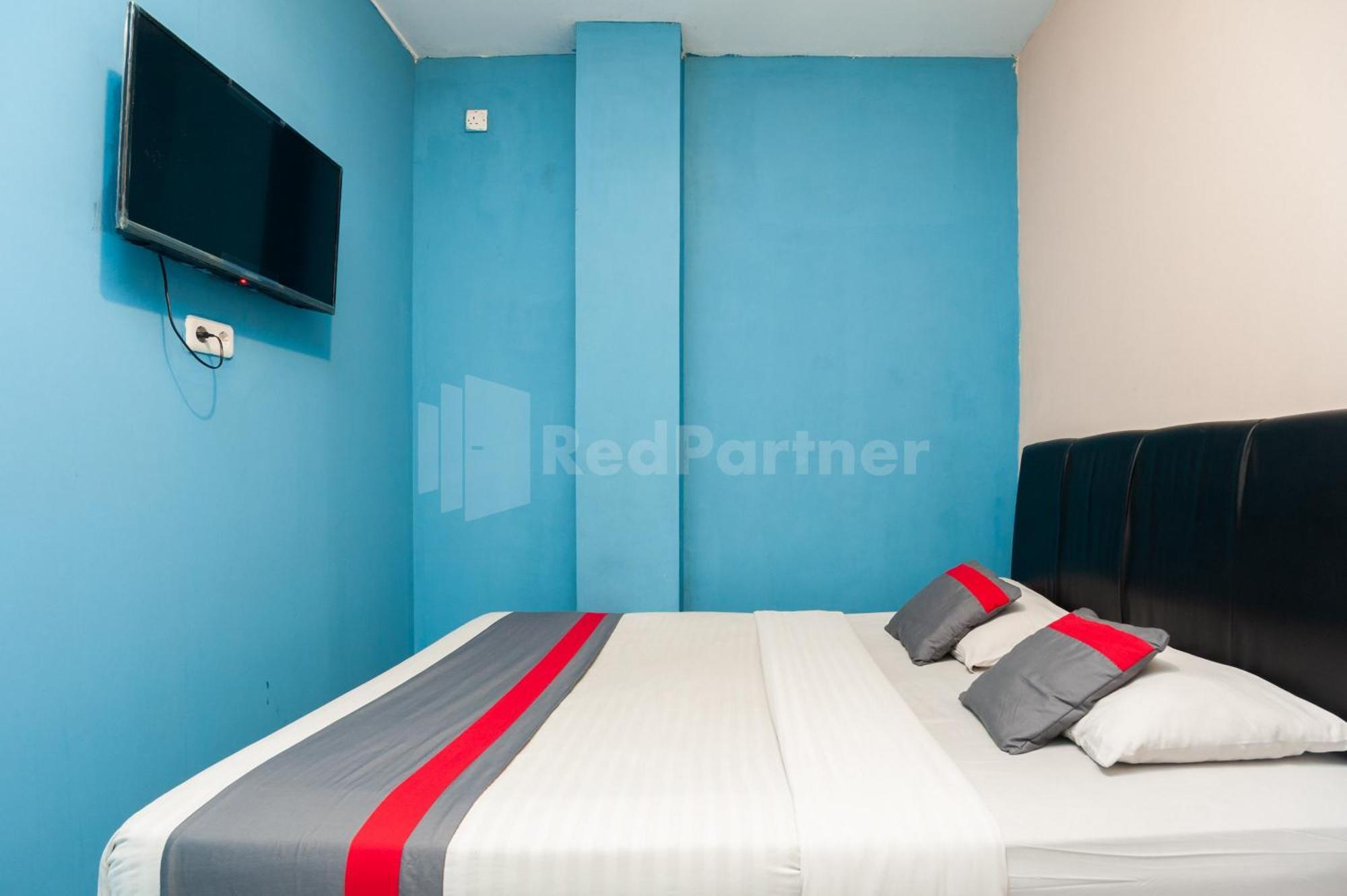 J&B Rooms Pramuka Jakarta Mitra Reddoorz Zewnętrze zdjęcie